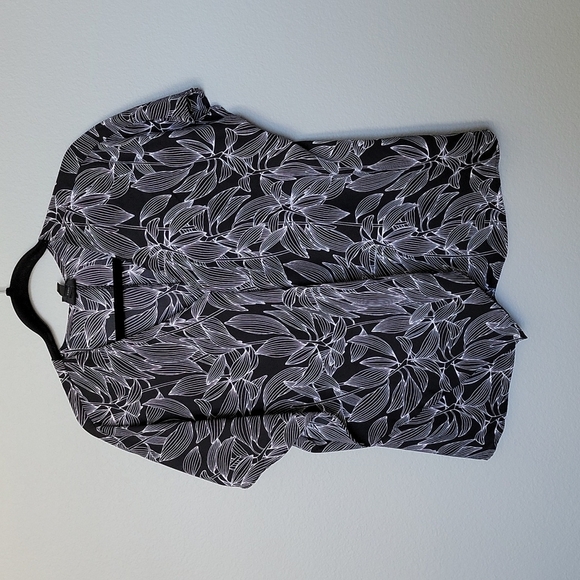 Worthington Office Petite large floral chiffon top - Picture 1 of 9